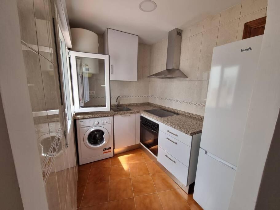 Center House Near By Historical Heritage Apartment *